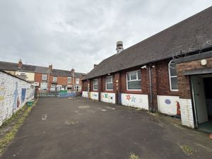 Photo 8- click for photo gallery